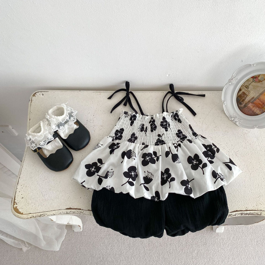 Summer Hot Selling Baby Girls Sleeveless Floral Print Strap Top And Solid Color Bloomers Clothing Set-0