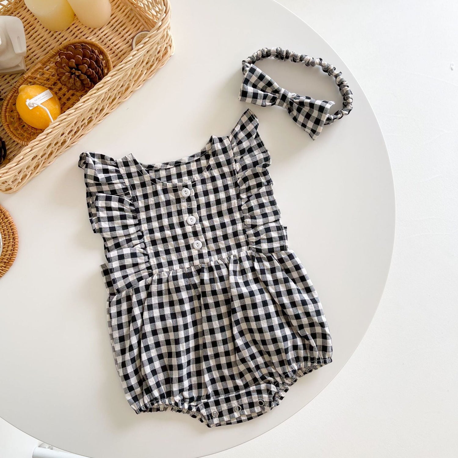 Baby Girl Sleeveless Grid Round Collar Onesies-7